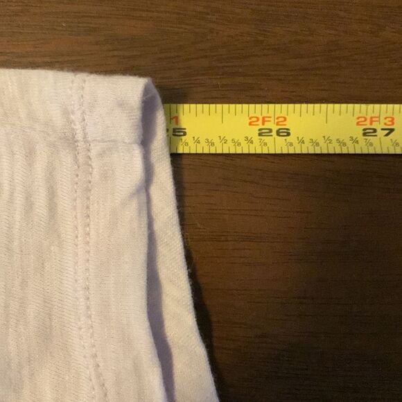 Pit to pit is 18 inches length is 25. 9/1 - Picture 6 of 6